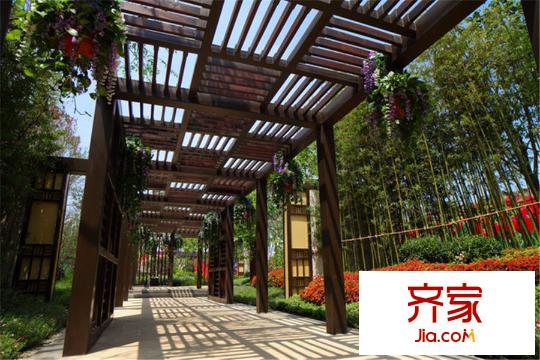 華遠(yuǎn)?錦悅小區(qū)內(nèi)景（攝于2015-11-19）