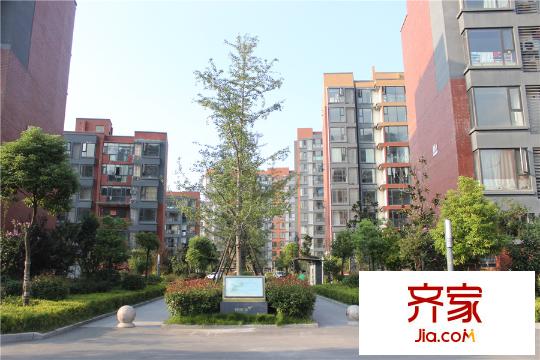 理想家小區(qū)內(nèi)部（2015-09-07）