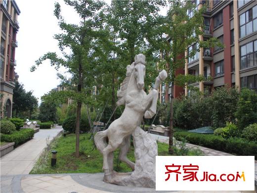濱河陽光小區(qū)內(nèi)綠化配套