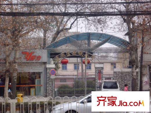 格林小鎮(zhèn)周邊西鐵小學(xué)