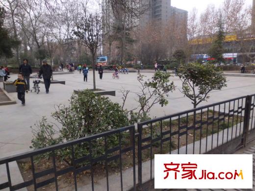 格林小鎮(zhèn)周邊小公園