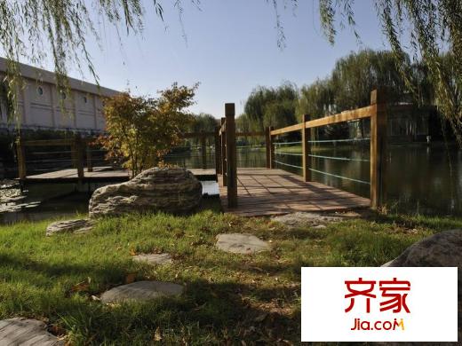 華浮宮桂園小區(qū)內(nèi)別墅（2014.2）
