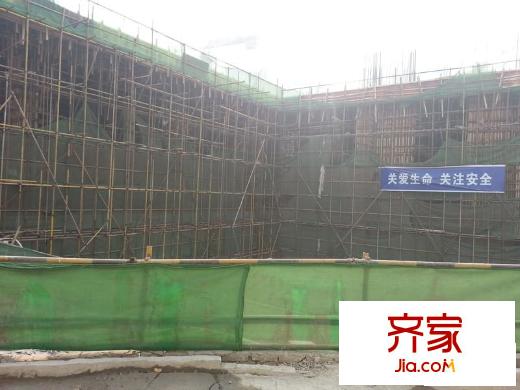朝陽國際廣場商業(yè)樓棟施工進度圖（2012年1月）