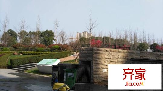 大華曲江公園世家小區(qū)實(shí)景（2015-03-29）