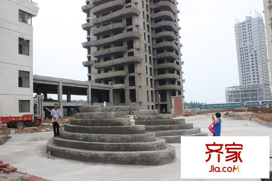 上東國(guó)際公館最新工程進(jìn)度（2015-8-1）
