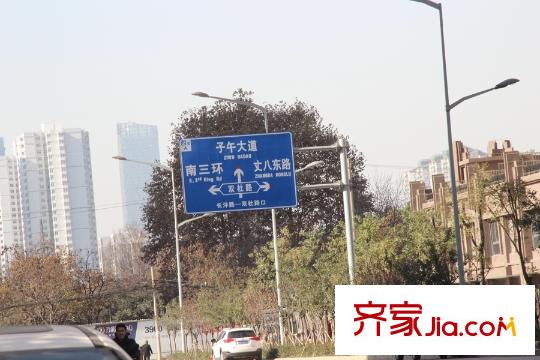 夢想城周邊配套-路牌
