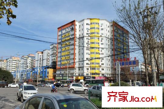 巴黎大廈周邊商業(yè)