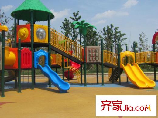 鏡湖居周邊涇渭體育運動中心