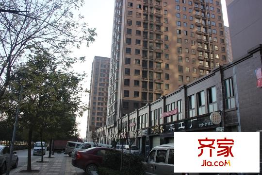 江林公園里四期現(xiàn)房實(shí)景（2015-11-26）