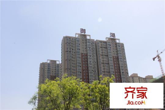 天朗御湖小區(qū)實景（攝于2015.4.21）