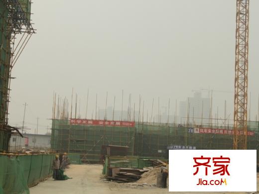 華洲城?熙悅都施工進(jìn)度圖拍攝于2013年7月8號(hào)（3號(hào)樓）