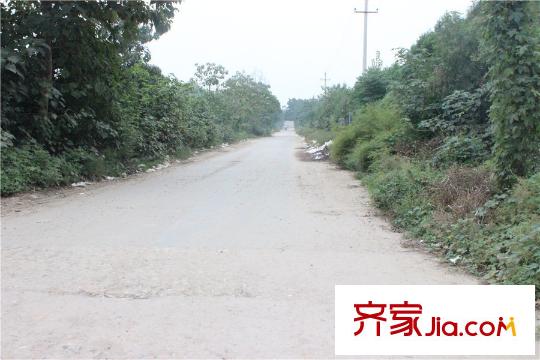 頤馨?濕地壹平方米周邊配套鶴翔路
