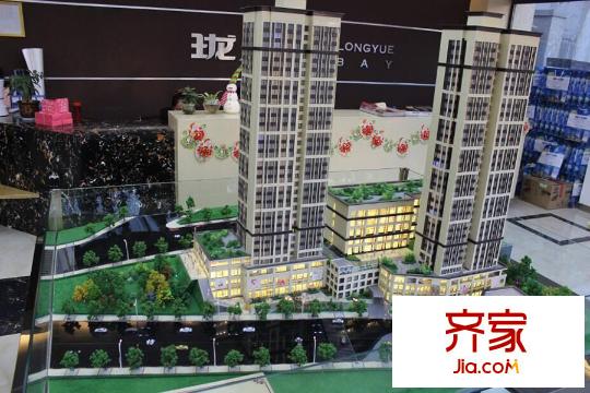瓏月灣售樓部沙盤圖（2015.12）