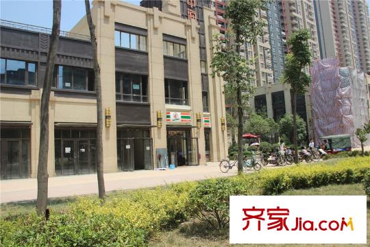 中海?凱旋門(mén)社區(qū)底商