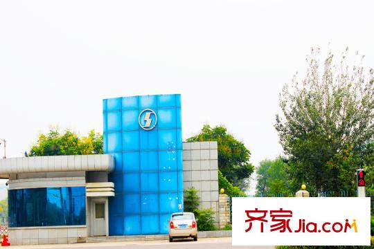 香林郡周邊配套--陜汽集團