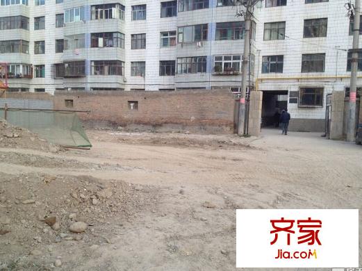 建國路生活小區(qū)外景圖  