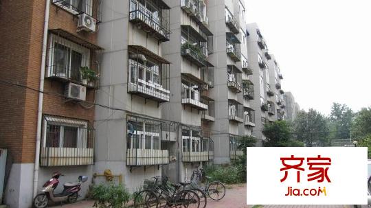 618研究所外景圖 