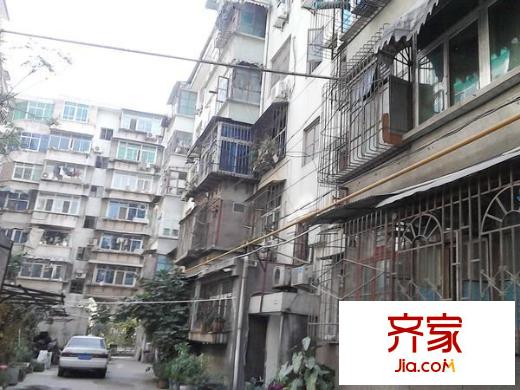 燃料公司家屬院外景圖 
