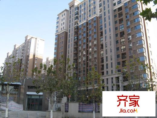 新尚東城外景圖 