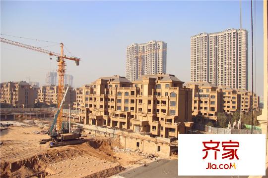 綠地香樹(shù)花城工程進(jìn)度圖（攝于2014年12月16日）