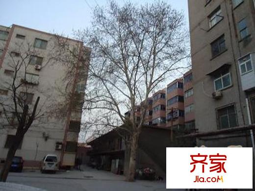 柴家十字省農(nóng)行家屬院外景圖 