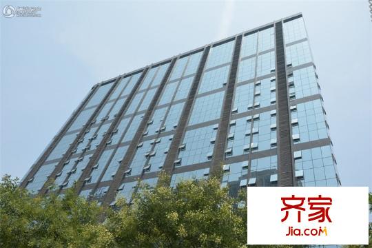 天漢中心樓體外立面（攝于2015.8.13）
