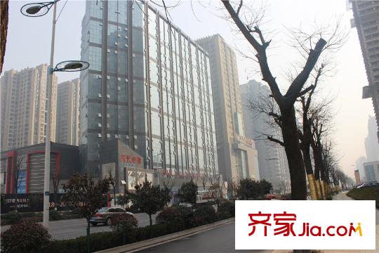 天漢中心周邊配套--鳳城九路