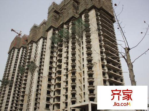 韶雨水韻星城實(shí)景圖施工進(jìn)度圖（攝于2013年3月）