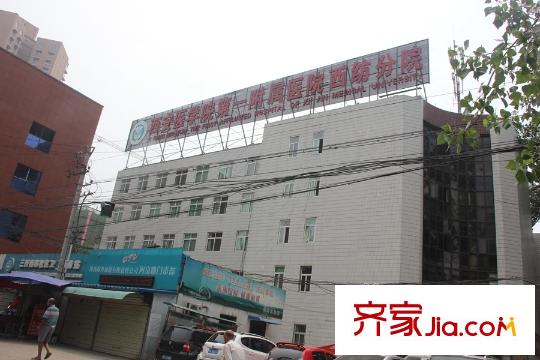 梧桐年華附近醫(yī)院（2015.6.17拍攝）