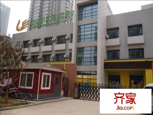 文景小區(qū)西區(qū)外景圖市政府文景小區(qū) 