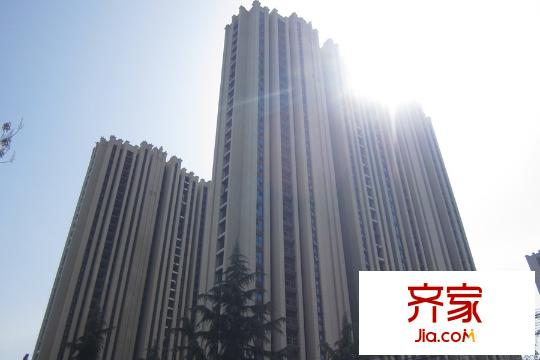 東方米蘭國際城施工進(jìn)度（拍攝于2015年4月23）