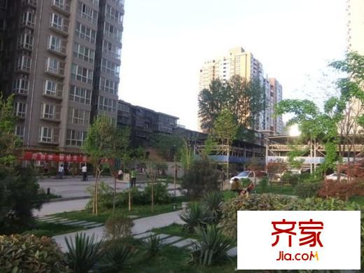 天倫盛世外景圖 