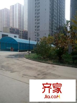 蘭蒂斯城外景圖 