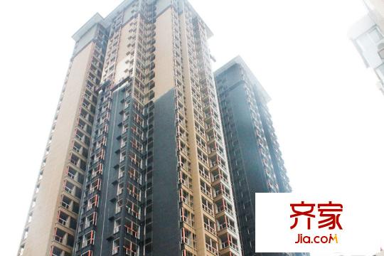 恒天第五座項目施工進度外立面已做好（2015.12）