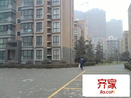 銀領(lǐng)花園外景圖 