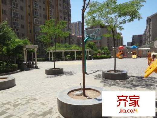金仕華城外景圖 