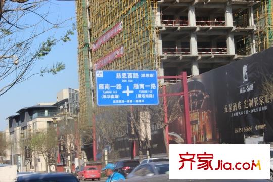 曲江6號(hào)三期周邊配套-路標(biāo)