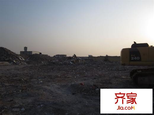 南飛鴻天錦工程進(jìn)度（拍攝于2013-6）