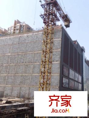 學(xué)府公館整棟樓體施工進(jìn)度（2013.4.9）