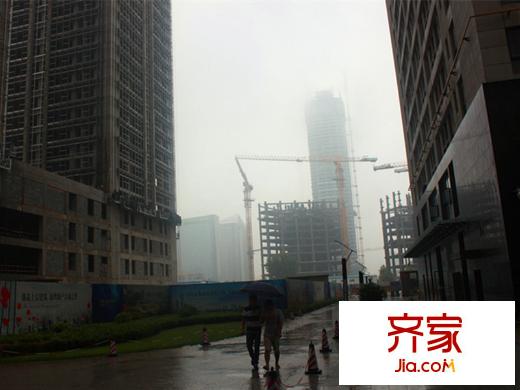 錦業(yè)時(shí)代施工進(jìn)度圖（攝于2014年9月11日）