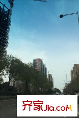錦業(yè)時代周邊--錦業(yè)路現(xiàn)狀