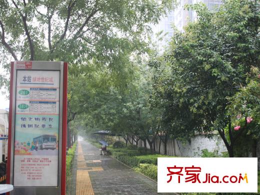 錦業(yè)時代周邊配套（攝于2014年9月12日）