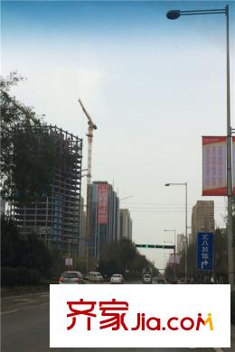 錦業(yè)時代周邊--錦業(yè)路現(xiàn)狀