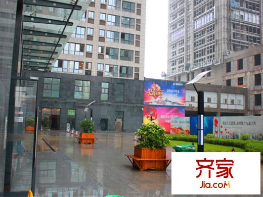 錦業(yè)時代施工進度圖（攝于2014年9月11日）
