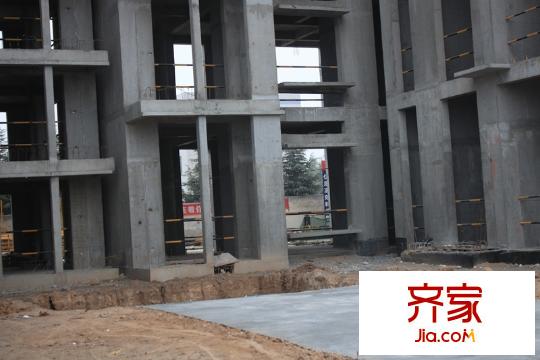半島?安納西施工現(xiàn)場（2014.2.28攝）