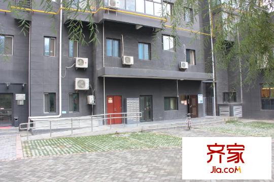 中國?鐵建瑞園小區(qū)（攝于2015年9月17日）