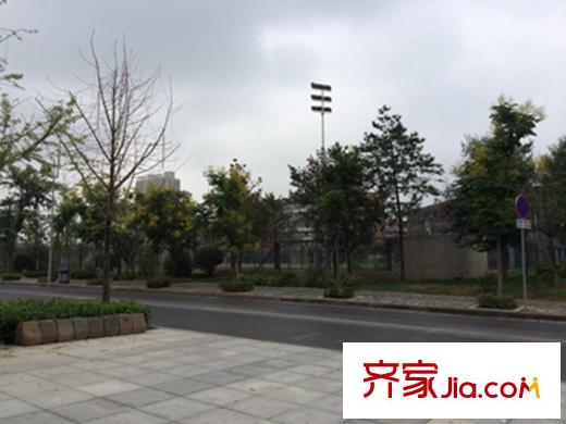海平方米?暖暖的宅經(jīng)發(fā)學(xué)校. (2)
