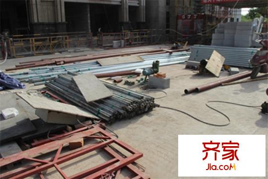 海平方米?暖暖的宅項(xiàng)目施工現(xiàn)場(chǎng)（攝于2015.4.15）