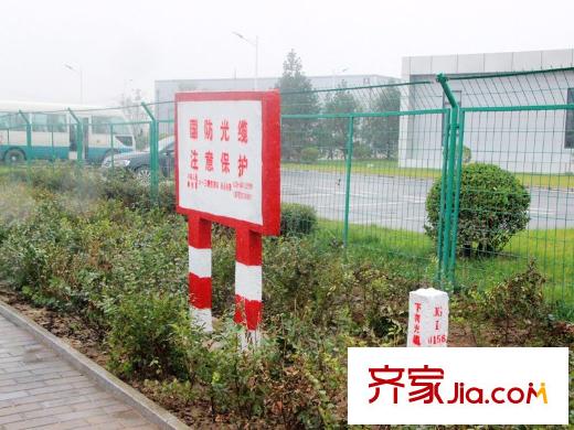 高新?未未來周邊三星城實(shí)景攝于2013年10月