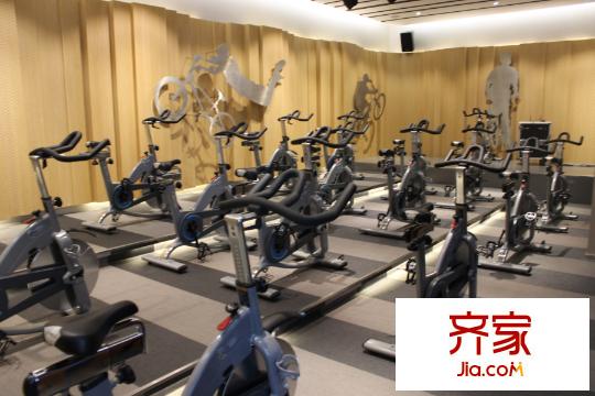 銘城國際社區(qū)會所健身房（攝于2015年7月30日）